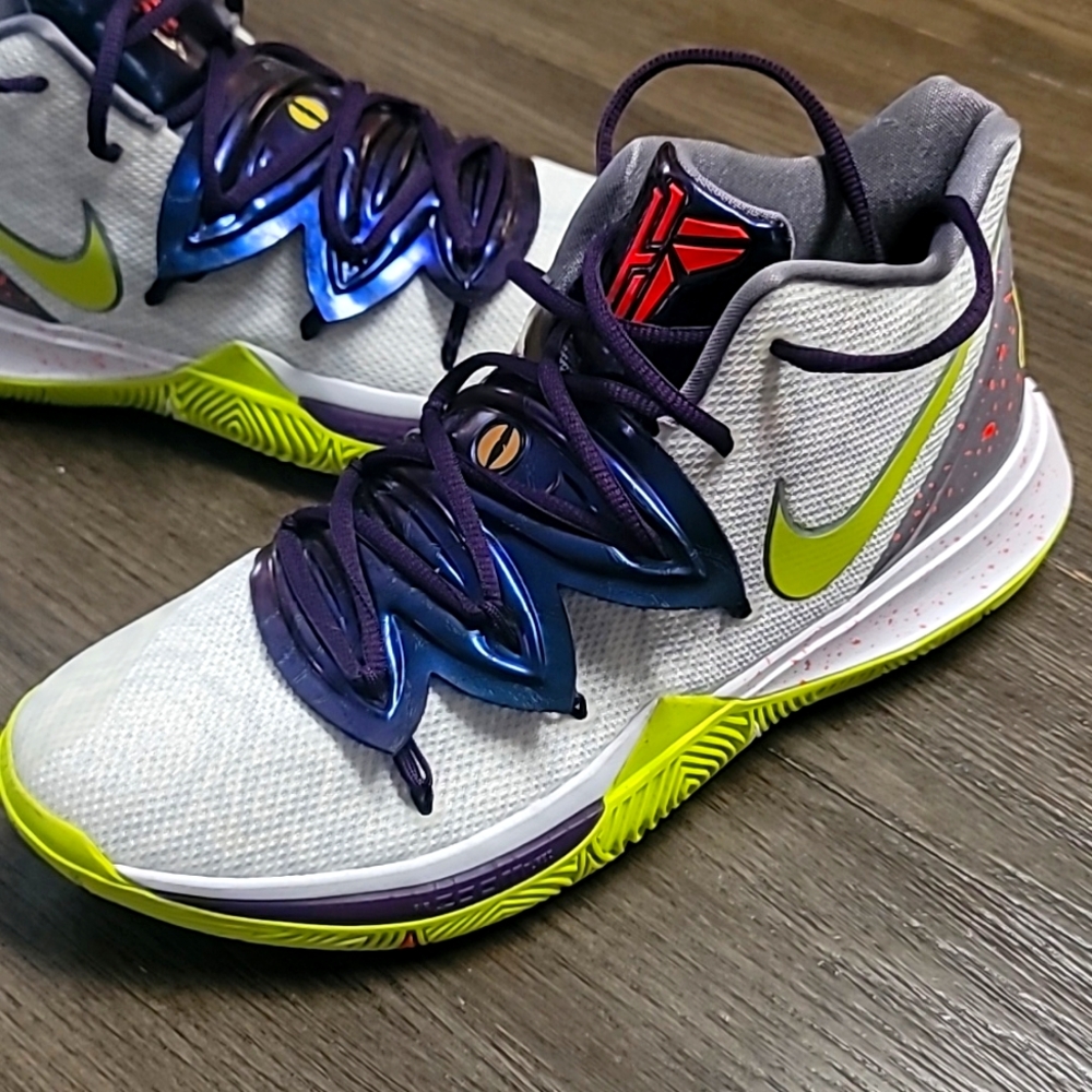 🎉New🎉 Mens Nike Kyrie 5 Mamba Mentality Shoes